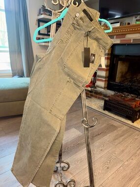 Women's Olive Skinny Utility Pants with Side Pockets